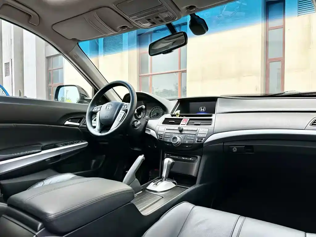 Honda Crosstour 2015 — фото 9