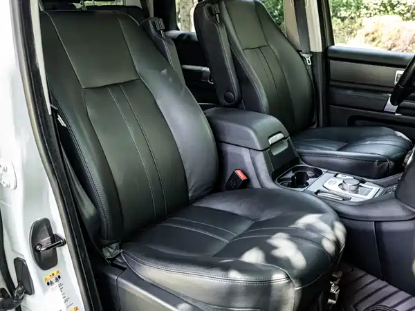 Land Rover Discovery 2016
