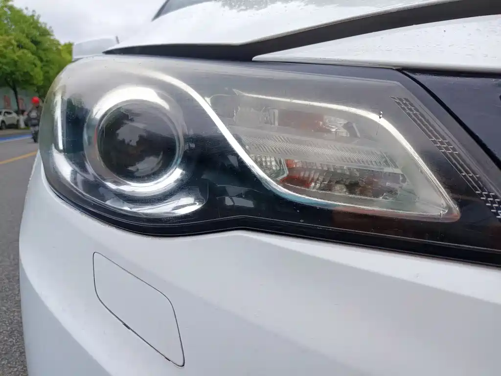 Chevrolet Malibu 2016 — фото 13