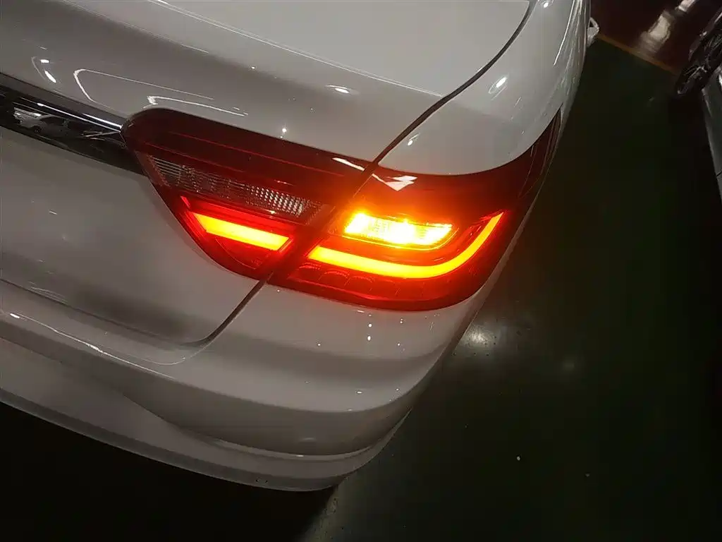 Geely Vision 2021 — фото 24
