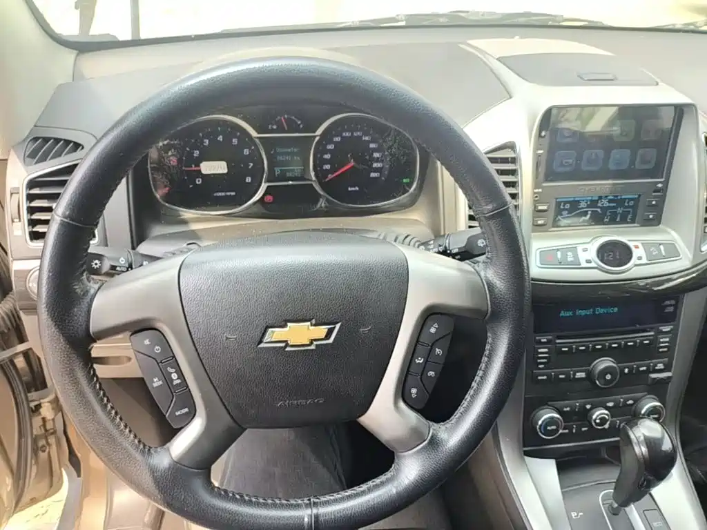 Chevrolet Captiva 2016 — фото 11
