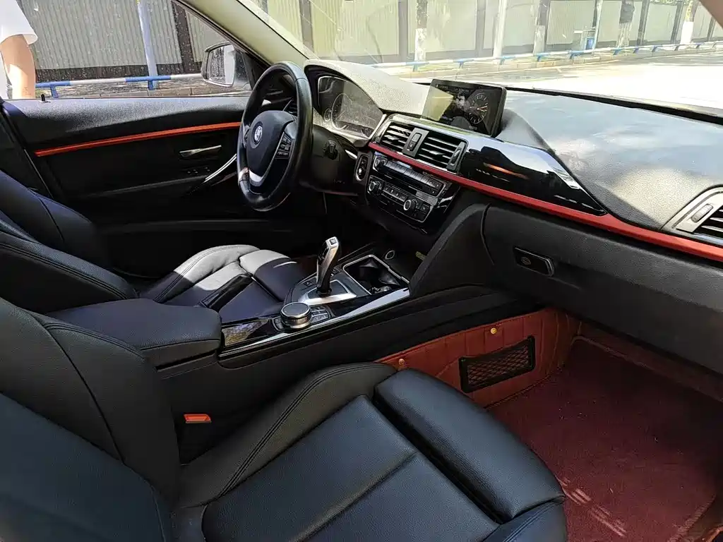 BMW 3 Series 2015