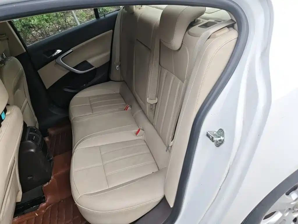 Buick Regal 2014 — фото 15