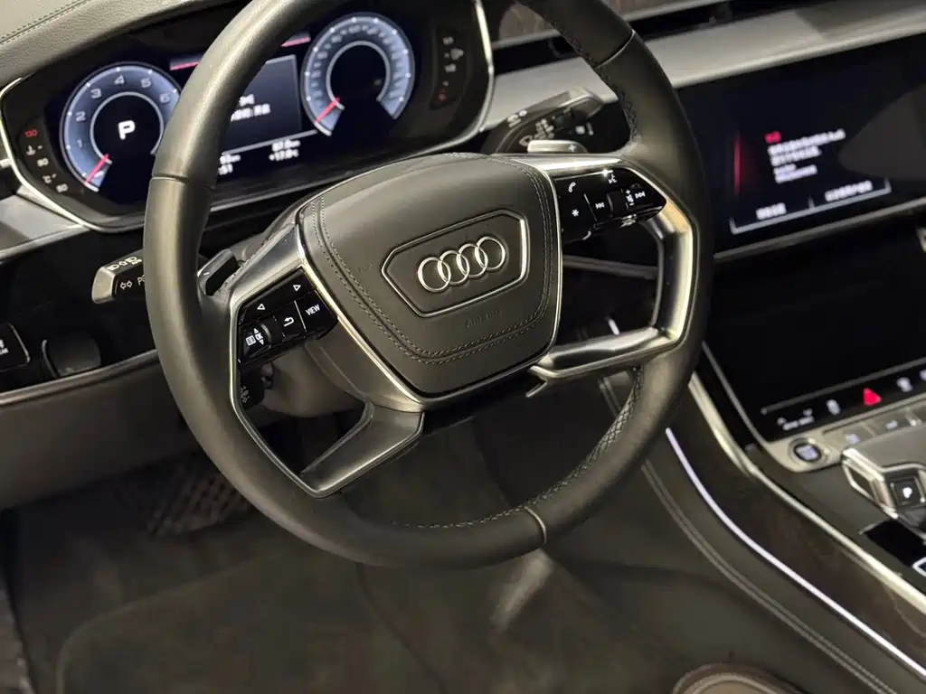 Audi A8 2025 — фото 10