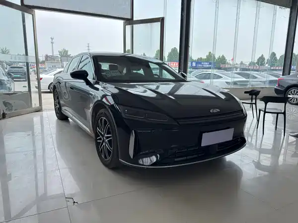 Chery Fengyun A9L 2026