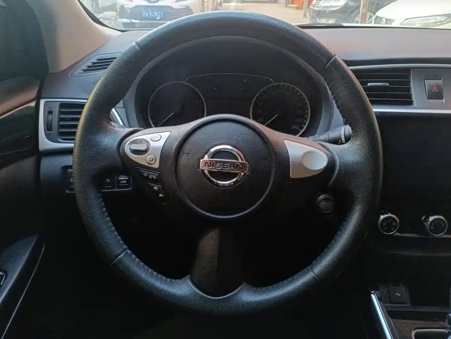 Nissan Sylphy 2019 — фото 15