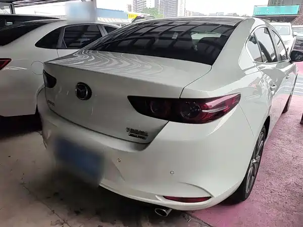 Mazda 3 Axela 2021