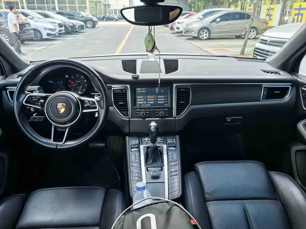 Porsche Macan 2016 — фото 4
