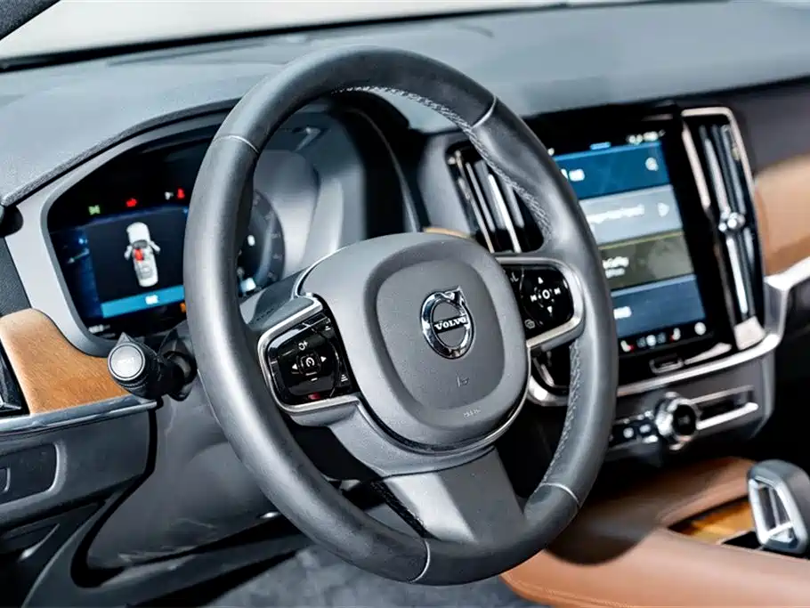 Volvo S90 2025 — фото 11