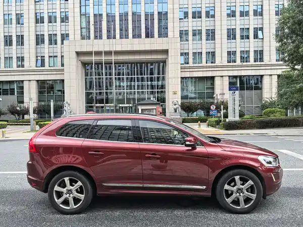 Volvo XC60 2015