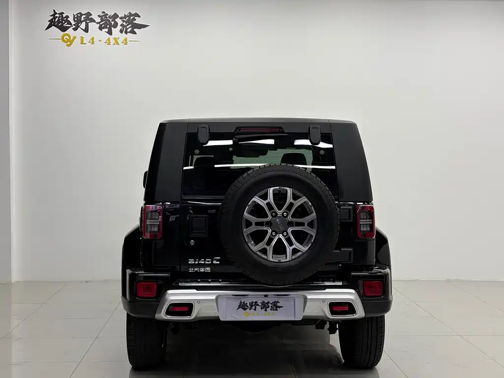 BAIC BJ40 2022 — фото 13