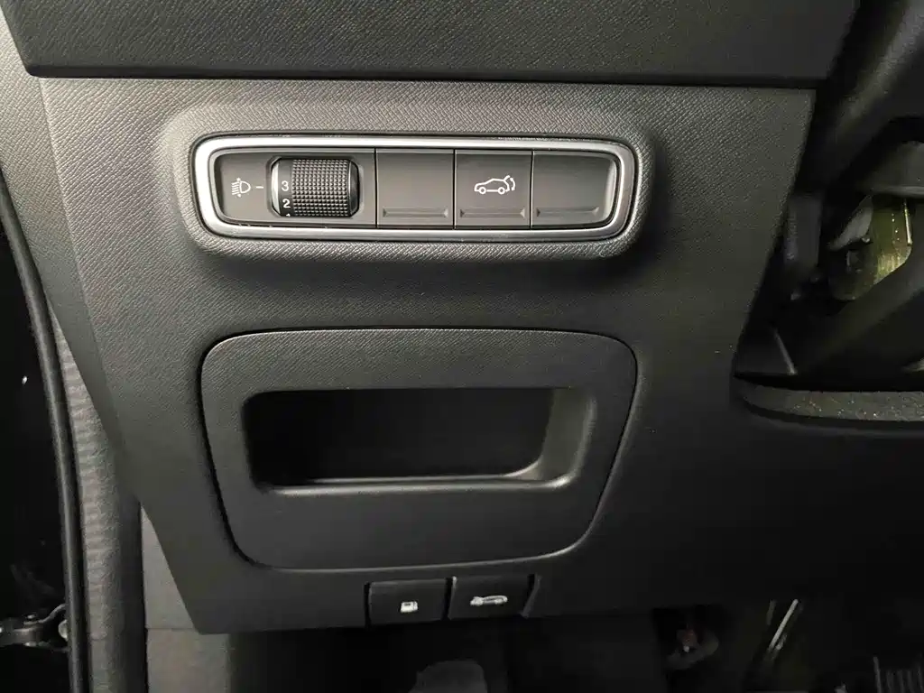 GAC Motor Trumpchi M8 2025 — фото 18