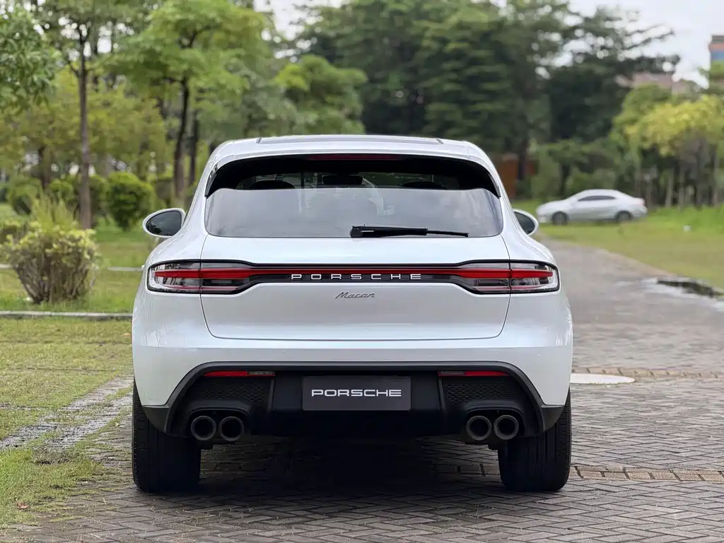 Porsche Macan 2023 — фото 6