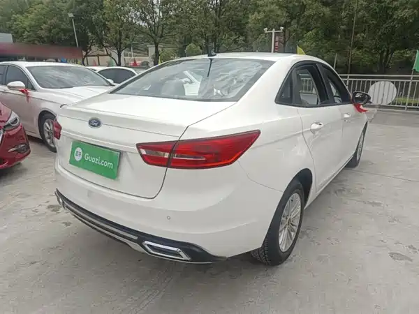 Ford Escort 2017