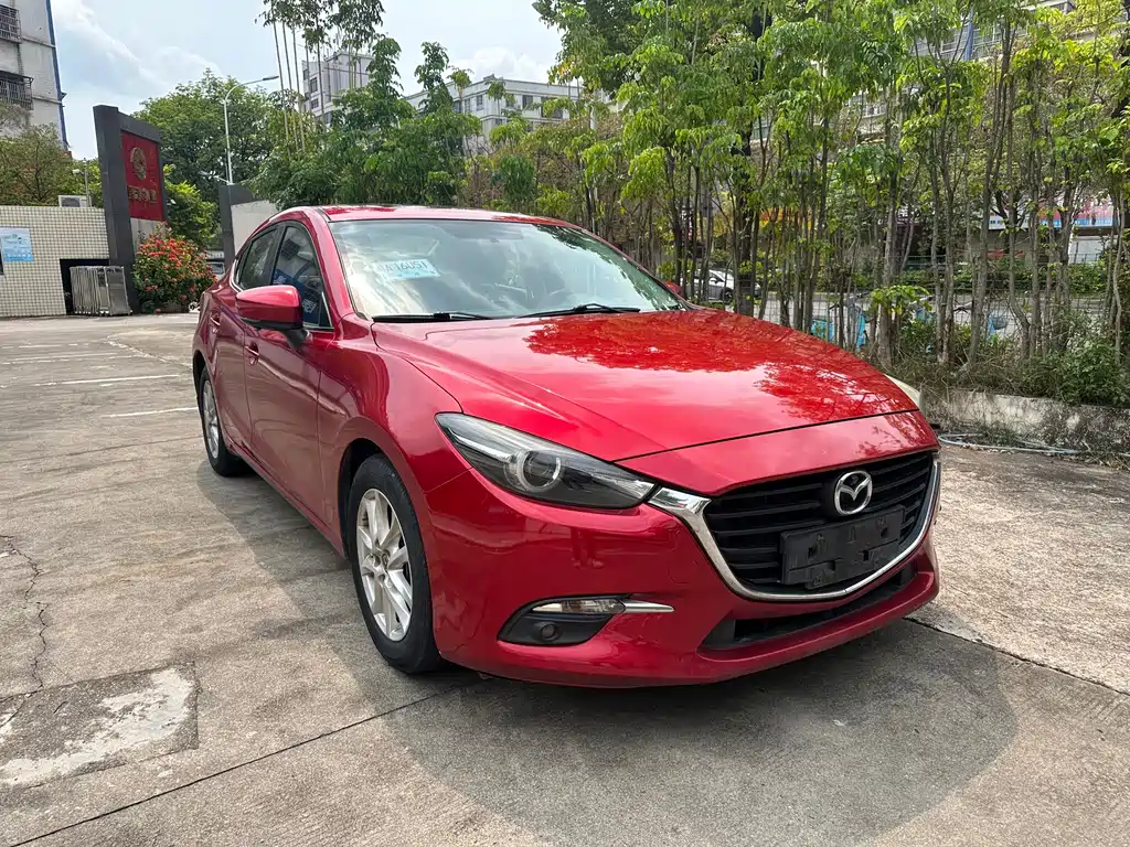 Mazda 3 Axela 2019 — фото 1
