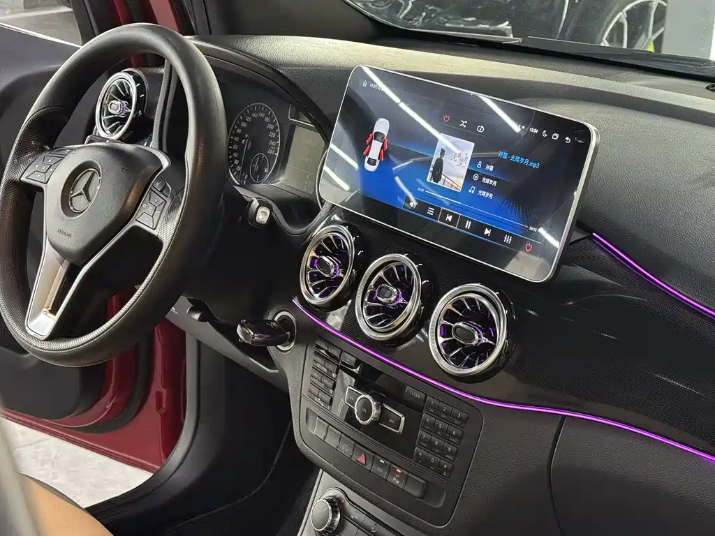 Mercedes-Benz B-Class 2014