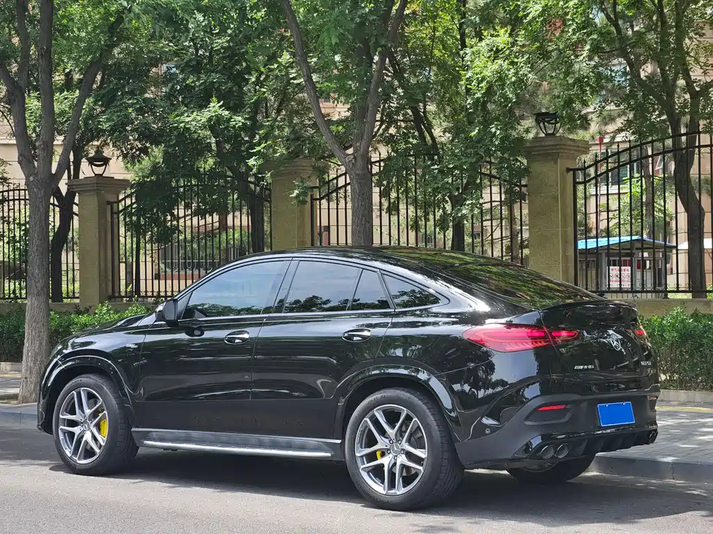 Mercedes-Benz GLE Coupe AMG 2024 — фото 3