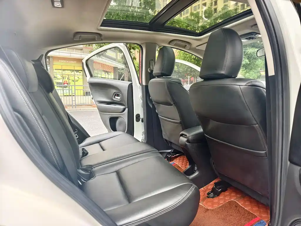 Honda Vezel 2020 — фото 15