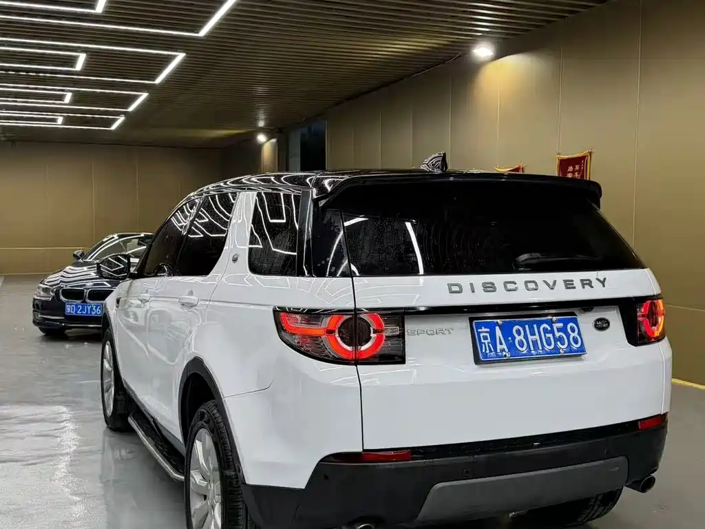Land Rover Discovery Sport 2019 — фото 5