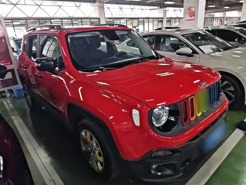 Jeep Renegade 2018 — фото 22