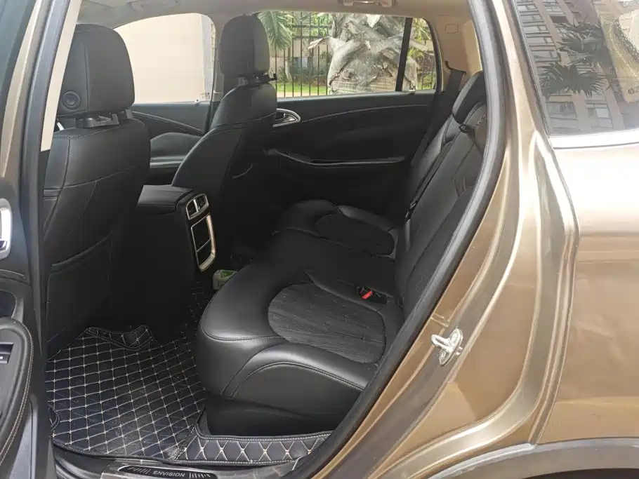 Buick Envision Plus 2017 — фото 11