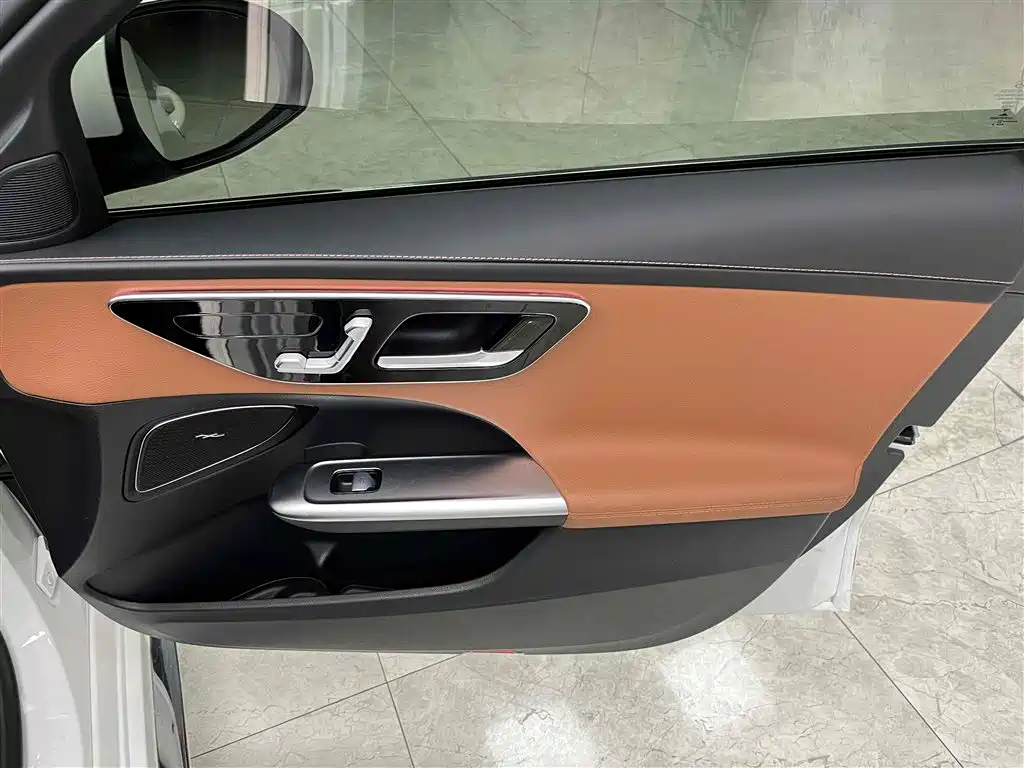 Mercedes-Benz C-Class 2022 — фото 12
