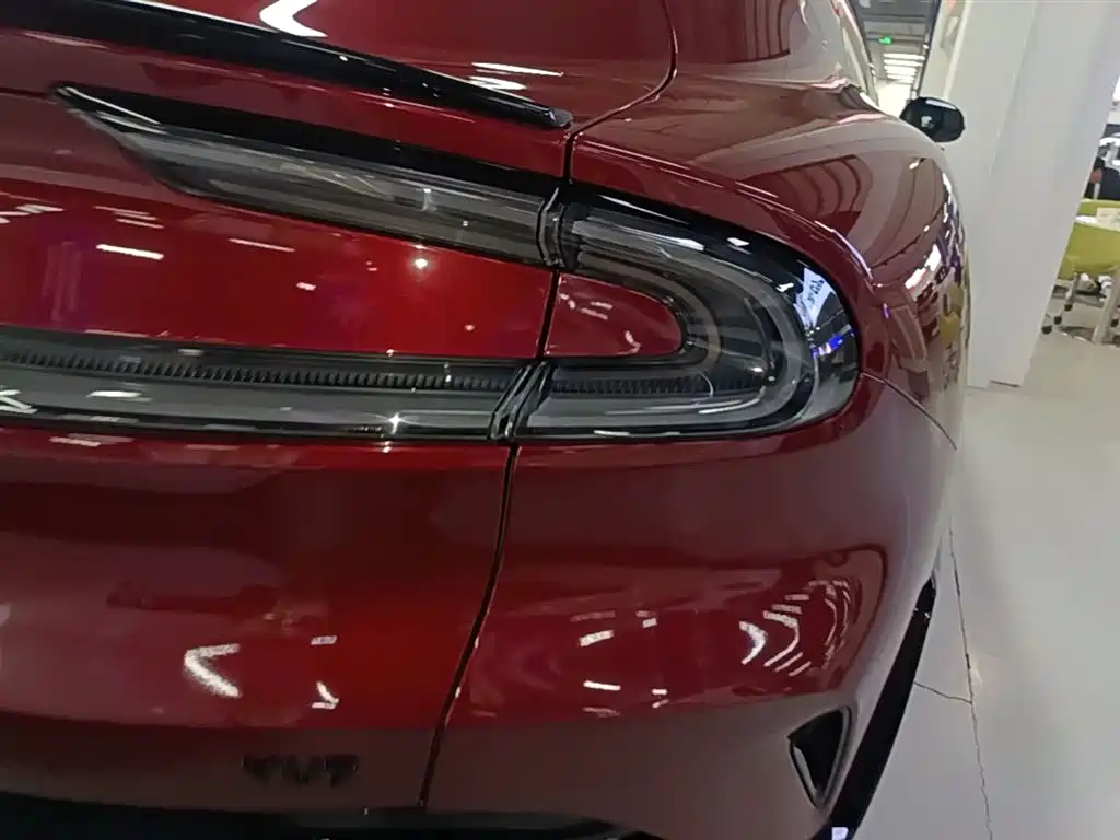 Xiaomi YU7 2025 — фото 8