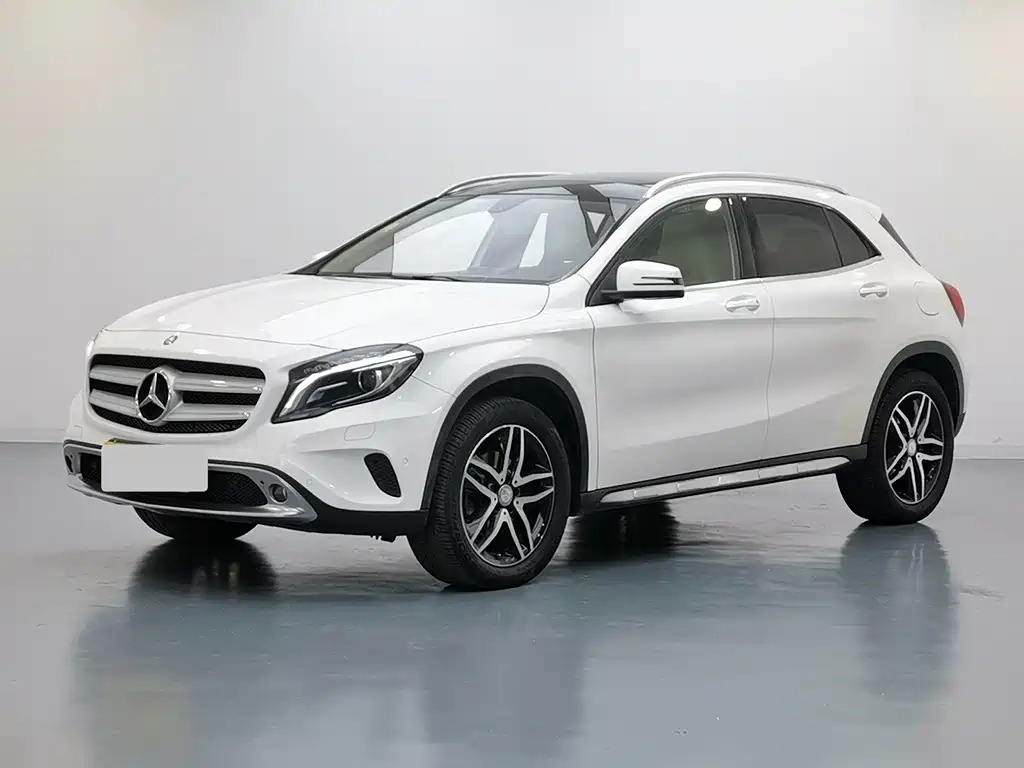 Mercedes-Benz GLA 2015