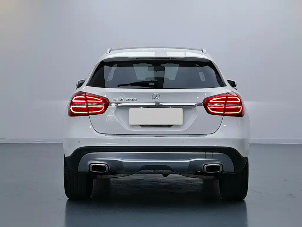 Mercedes-Benz GLA 2015 — фото 9
