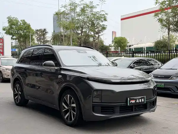Li Auto L8 2023