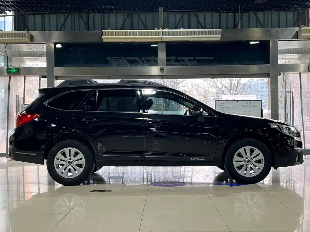 Subaru Outback 2016 — фото 7