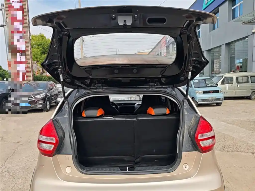 Geely Vision X1 2018 — фото 19