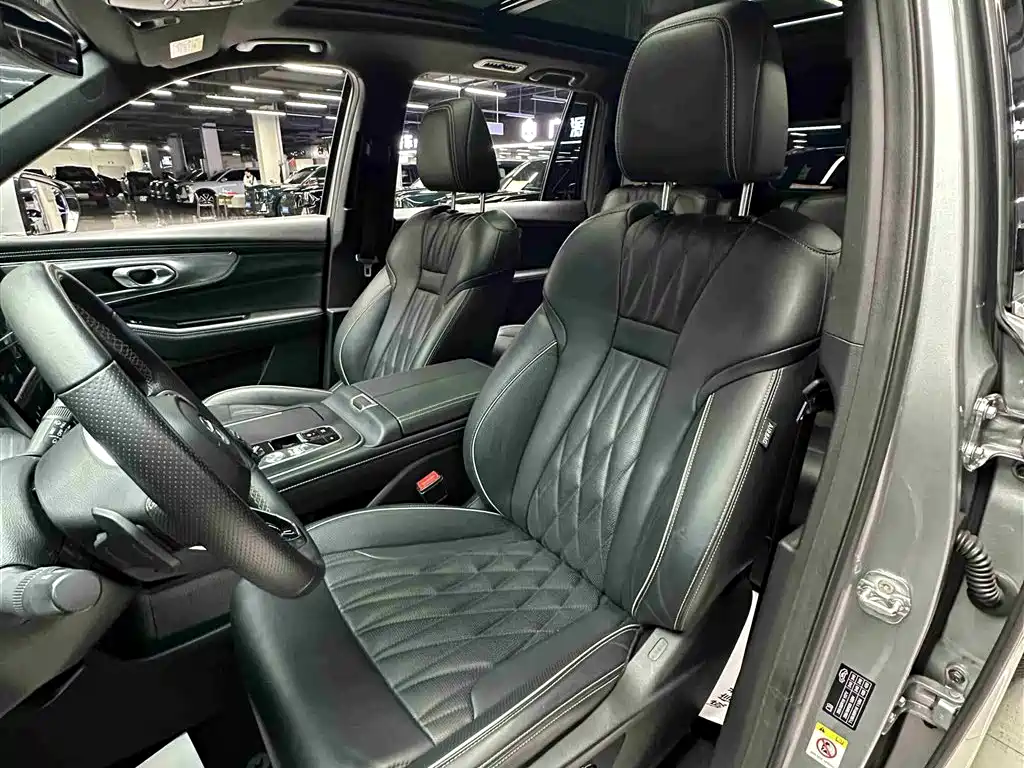 GAC Motor Trumpchi GS8 2023 — фото 26
