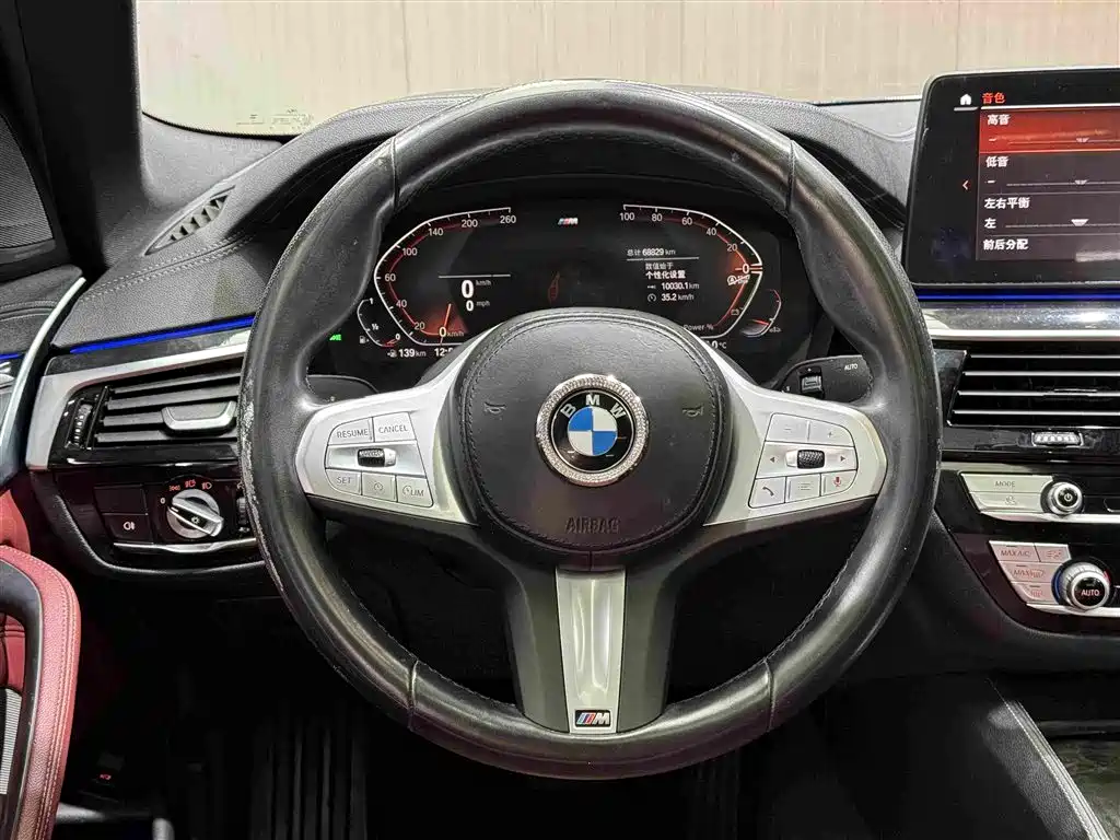 BMW 5 Series 2023 — фото 17