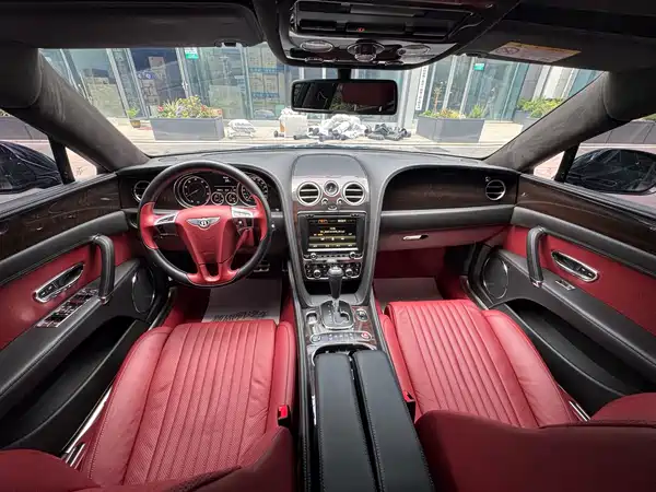 Bentley Flying Spur 2017