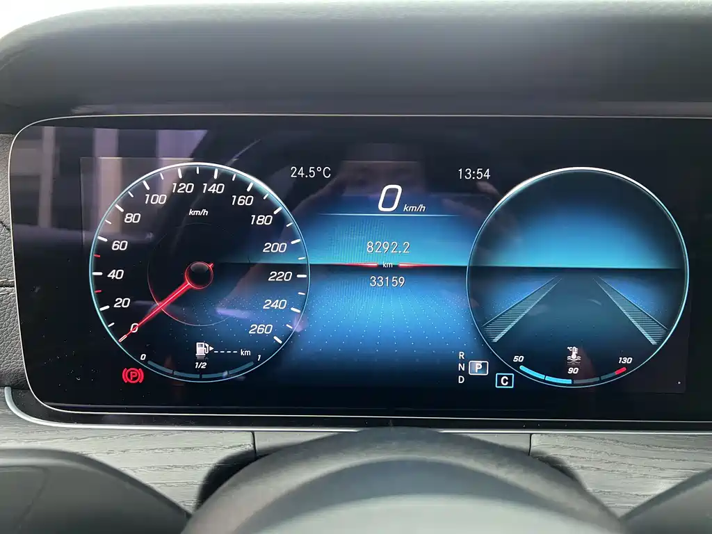 Mercedes-Benz E-Class 2020 — фото 14