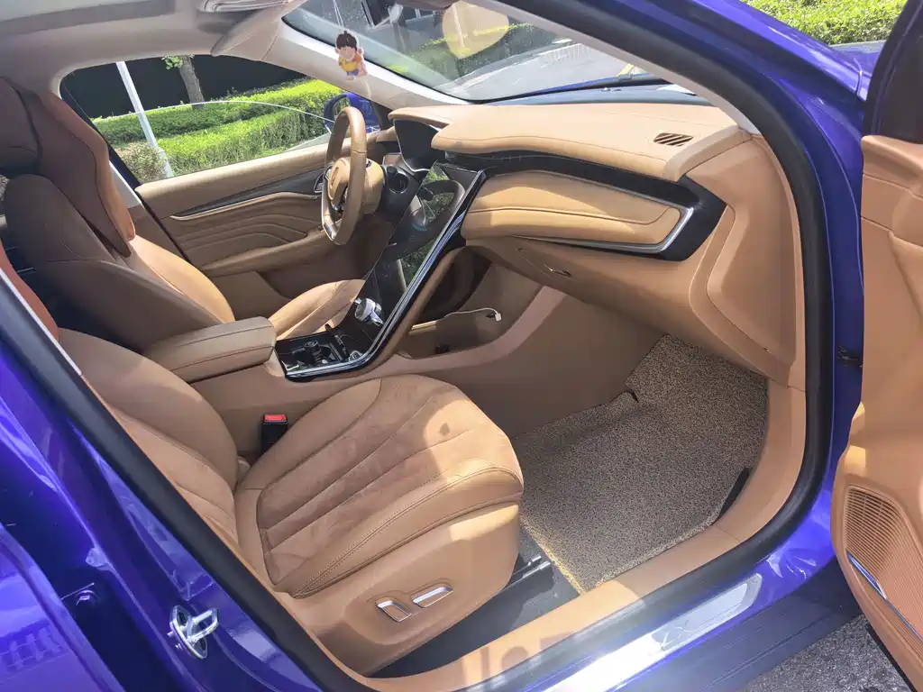 Roewe MARVEL X 2019 — фото 11