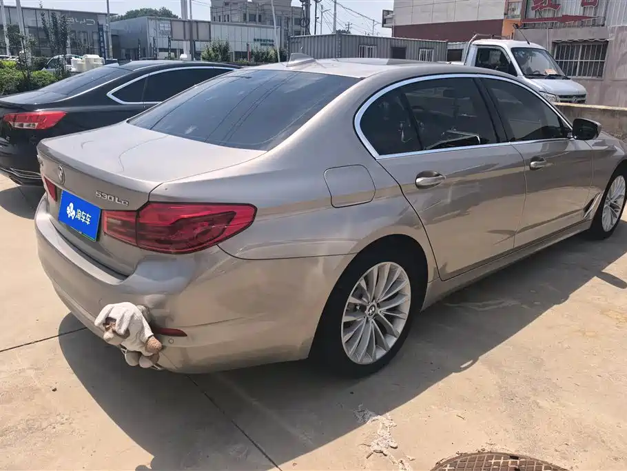 BMW 5 Series New Energy 2020 — фото 3