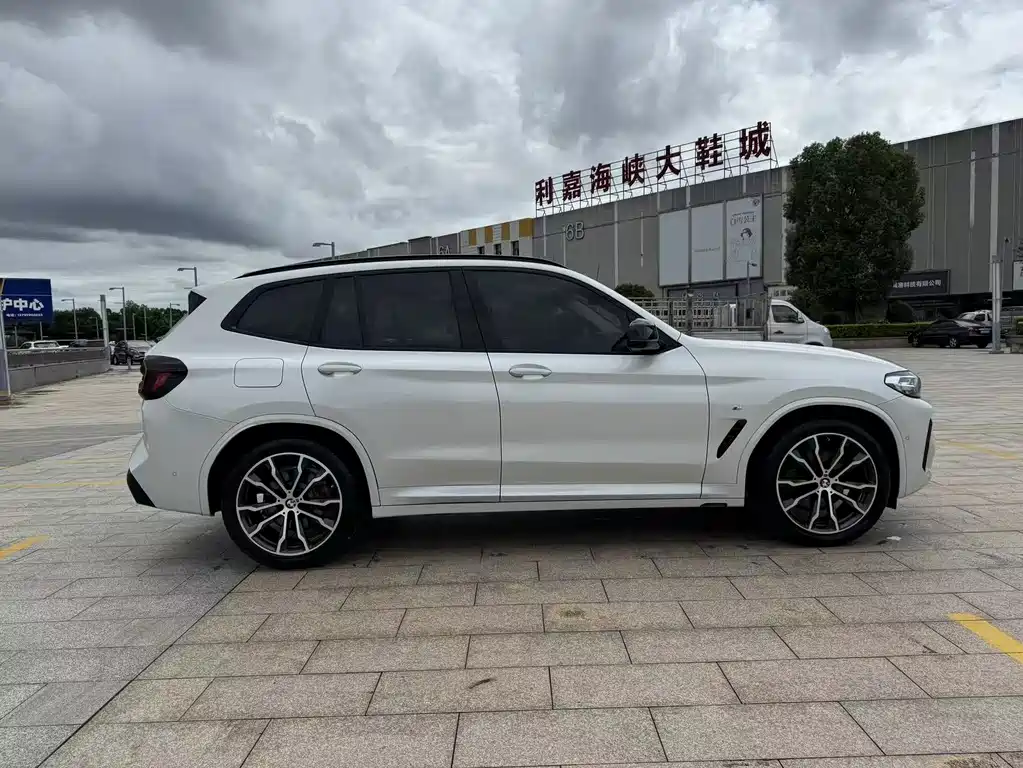 BMW X3 2023 — фото 8