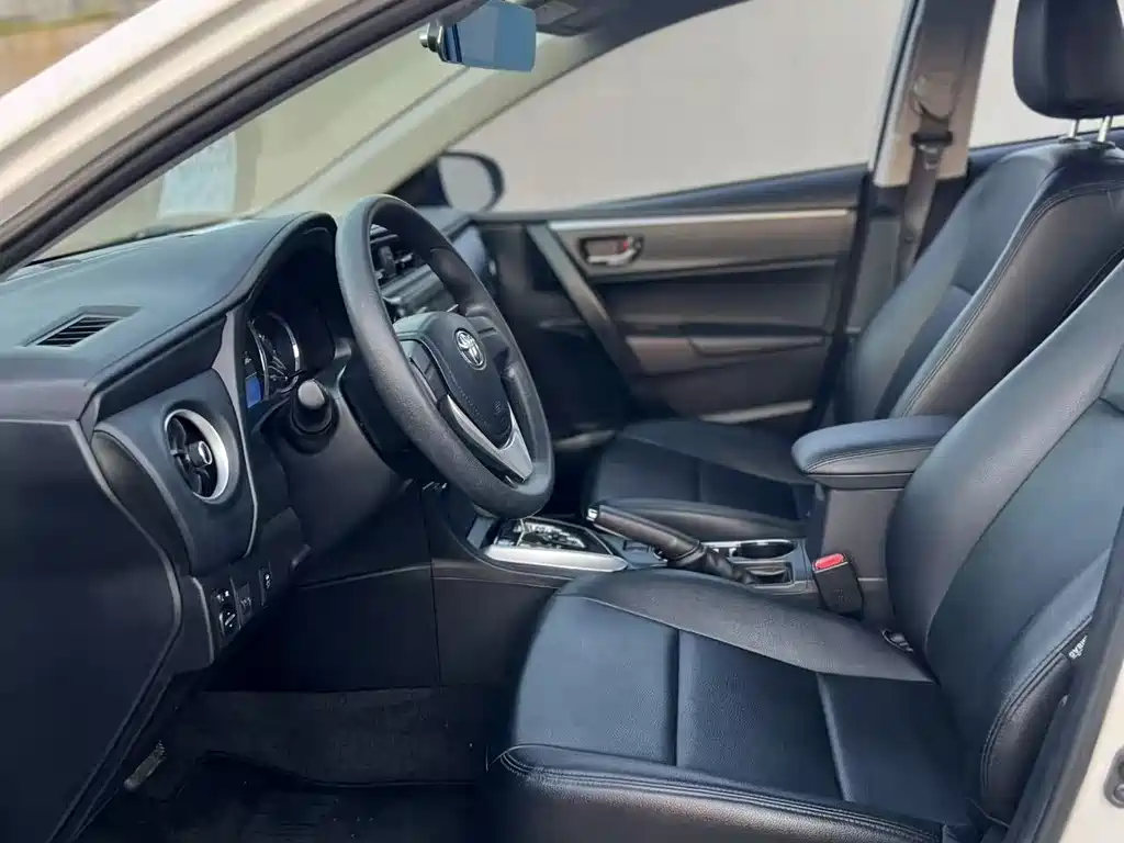 Toyota Corolla 2019 — фото 14