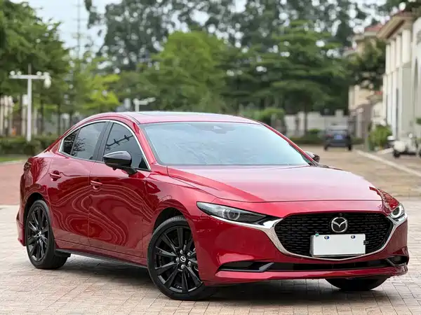 Mazda 3 Axela 2024