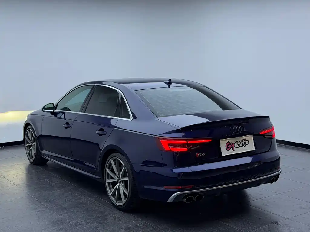Audi S4 2019 — фото 9