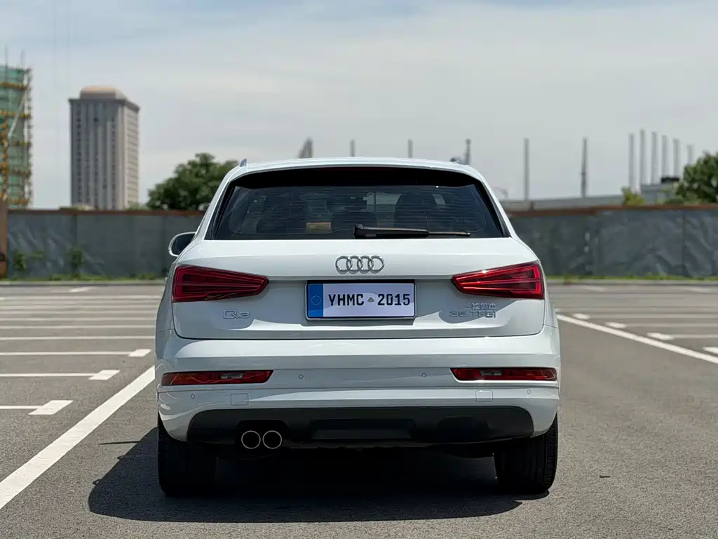 Audi Q3 2017 — фото 19
