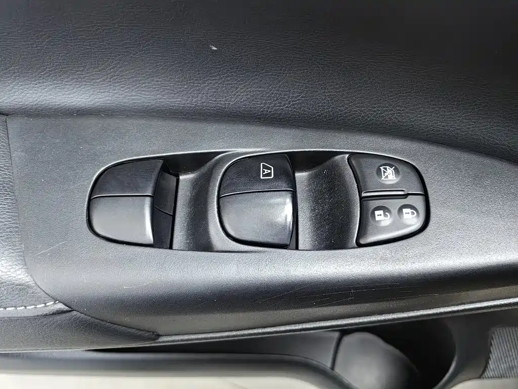 Nissan Sylphy 2016 — фото 9