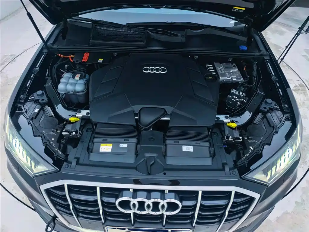 Audi Q7 2023 — фото 22