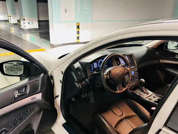 Infiniti G Series 2013
