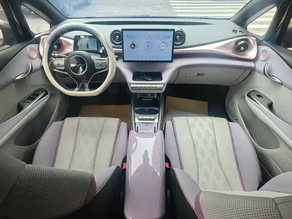 BYD Dolphin 2023