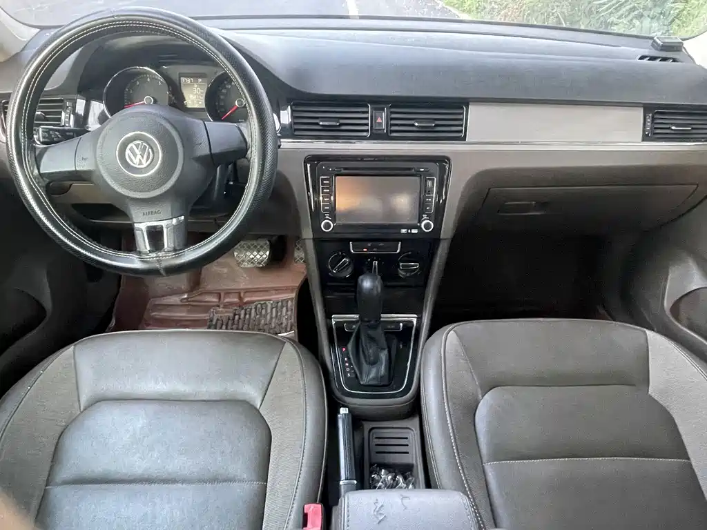 Volkswagen Bora 2015