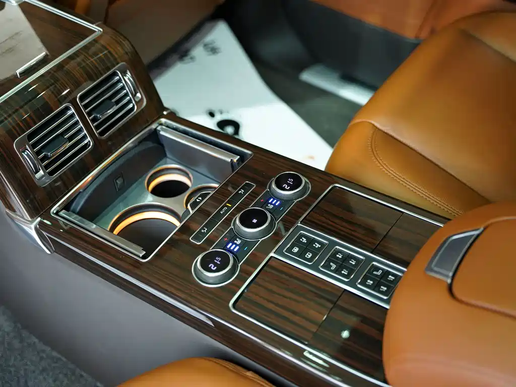Land Rover Range Rover 2015 — фото 21