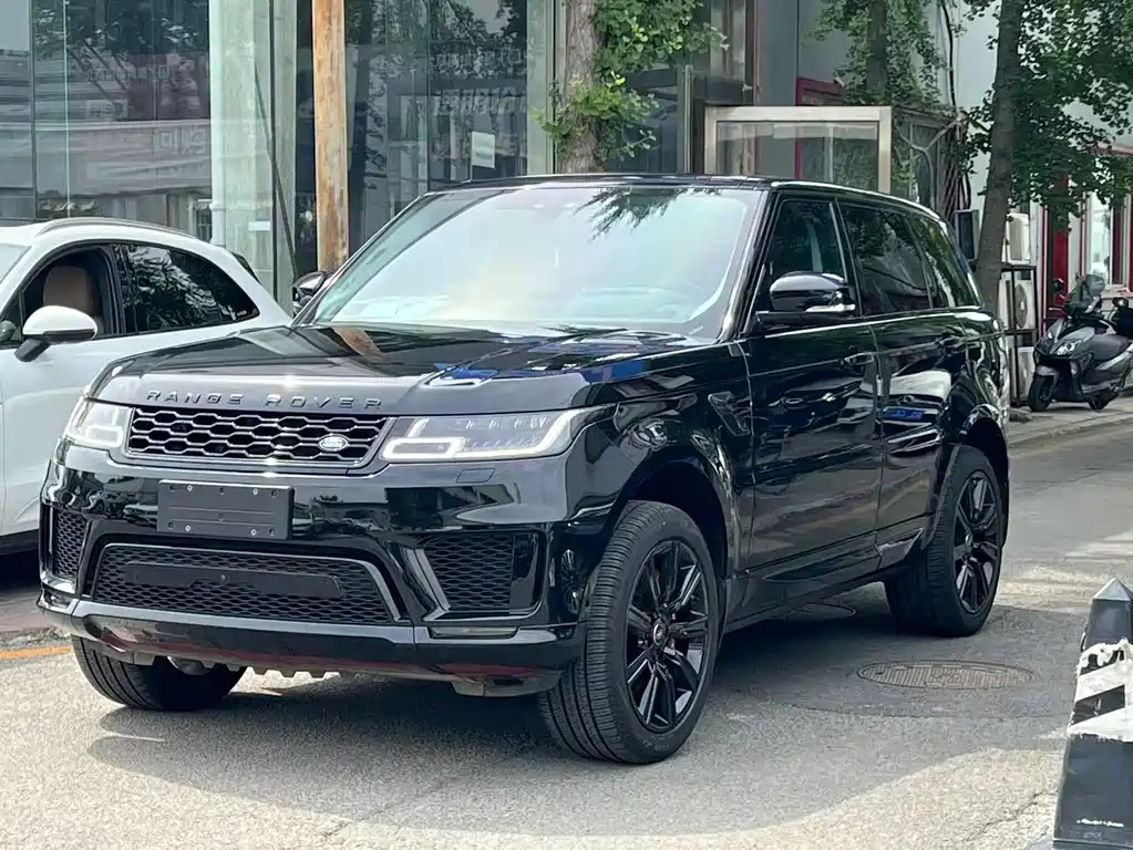 Land Rover Range Rover Sport 2021 — фото 1